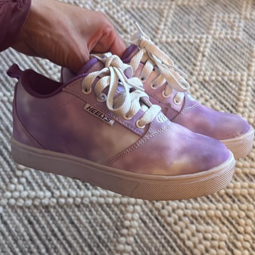 Heelys Kids Size 2